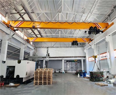 12 tonnu gaisvadu celtnis