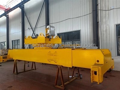 Elektriskais teleskopiskais rotācijas izkliedētājs